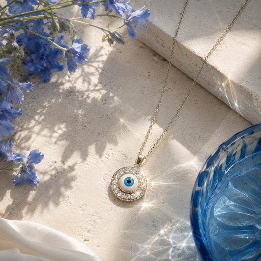 Bulluka Twinkling Eye Necklace