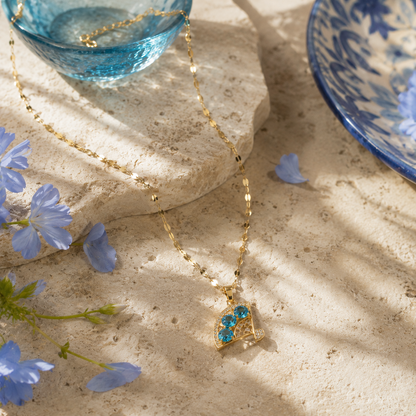 Bulluka Lian Fan Necklace