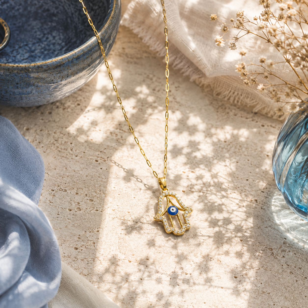 Bulluka Hamsa Glow Necklace